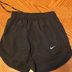 Nike short